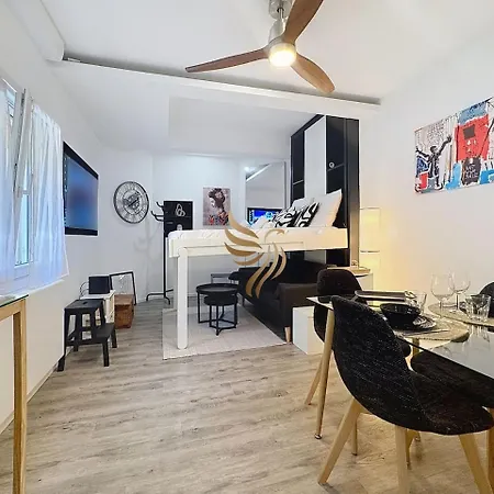 Appartement L'atelier - Parking & Beaches 15 Min Walk *