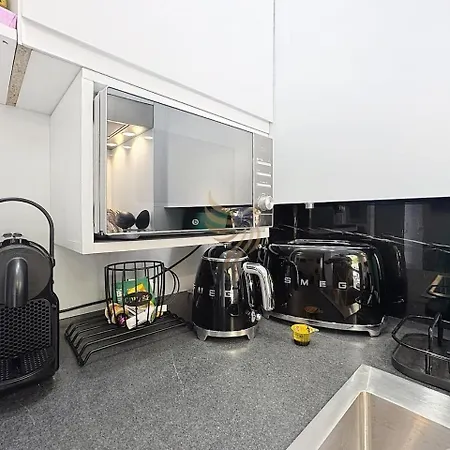 L'atelier - Parking & Beaches 15 Min Walk Appartement