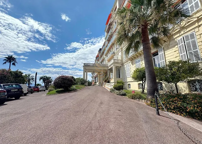 L'atelier - Parking & Beaches 15 Min Walk *