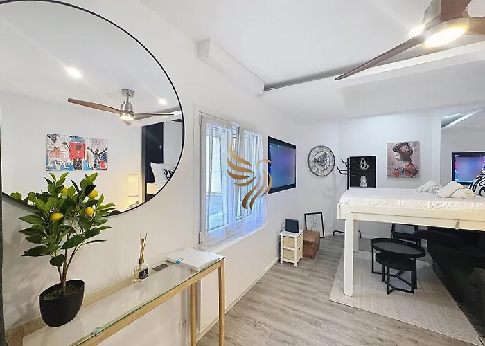 L'atelier - Parking & Beaches 15 Min Walk